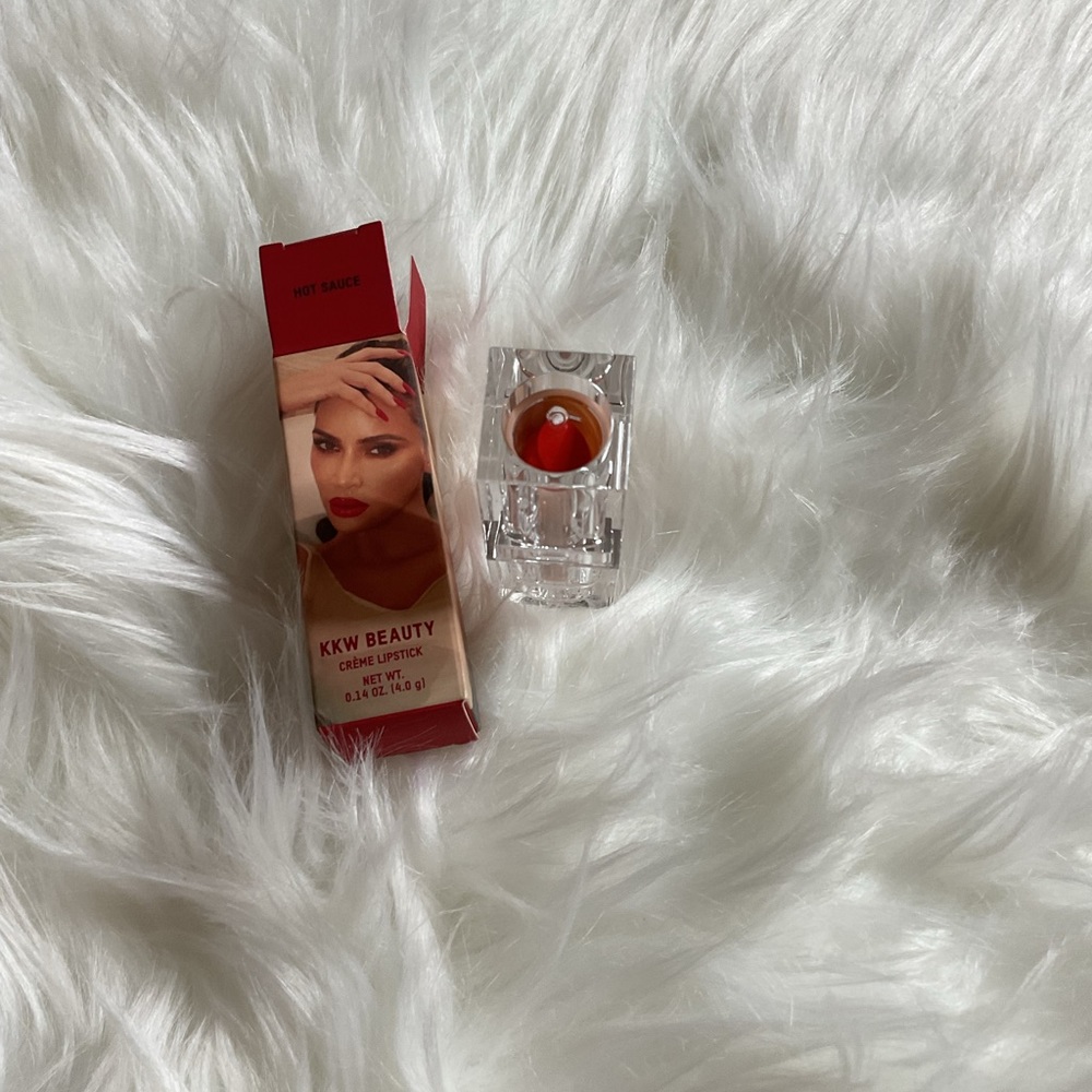 KKW BEAUTY HOT SAUCE CREAM LIPSTICK